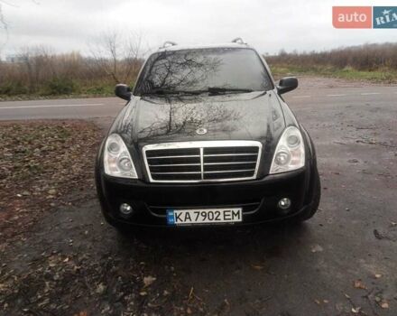 Чорний Cанг Йонг Rexton, об'ємом двигуна 2.7 л та пробігом 99 тис. км за 10700 $, фото 1 на Automoto.ua