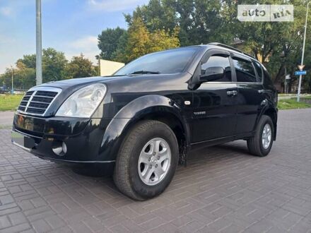 Чорний Cанг Йонг Rexton, об'ємом двигуна 2.7 л та пробігом 178 тис. км за 8300 $, фото 1 на Automoto.ua