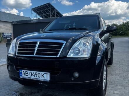 Чорний Cанг Йонг Rexton, об'ємом двигуна 2.7 л та пробігом 199 тис. км за 6900 $, фото 1 на Automoto.ua