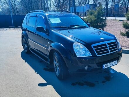 Cанг Йонг Rexton 2008 у Немирове на Automoto.ua Чорний Cанг Йонг Rexton, об'ємом двигуна 2.7 л та пробігом 320 тис. км за 7300 $, фото 1 на Automoto.ua