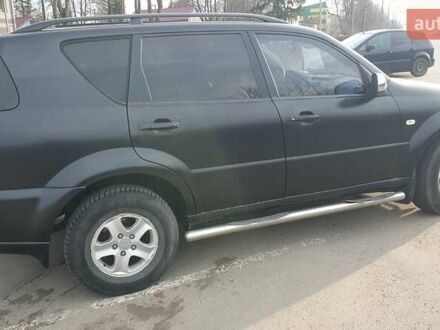 Чорний Cанг Йонг Rexton, об'ємом двигуна 2.7 л та пробігом 217 тис. км за 6250 $, фото 1 на Automoto.ua