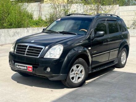 Чорний Cанг Йонг Rexton, об'ємом двигуна 2.7 л та пробігом 306 тис. км за 8490 $, фото 1 на Automoto.ua