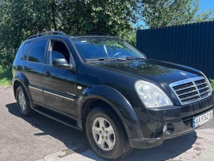 Чорний Cанг Йонг Rexton, об'ємом двигуна 2.7 л та пробігом 260 тис. км за 7500 $, фото 1 на Automoto.ua
