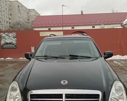 Черный Cанг Йонг Рекстон, объемом двигателя 2.7 л и пробегом 206 тыс. км за 6900 $, фото 1 на Automoto.ua