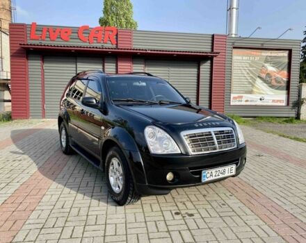 Чорний Cанг Йонг Rexton, об'ємом двигуна 2.7 л та пробігом 255 тис. км за 8200 $, фото 1 на Automoto.ua