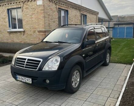 Чорний Cанг Йонг Rexton, об'ємом двигуна 2.7 л та пробігом 310 тис. км за 7000 $, фото 1 на Automoto.ua