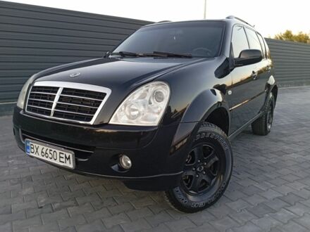 Cанг Йонг Rexton 2008 у Каменце-Подольском на Automoto.ua Чорний Cанг Йонг Rexton, об'ємом двигуна 2.7 л та пробігом 185 тис. км за 6800 $, фото 1 на Automoto.ua