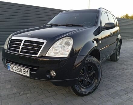 Чорний Cанг Йонг Rexton, об'ємом двигуна 2.7 л та пробігом 185 тис. км за 6800 $, фото 1 на Automoto.ua