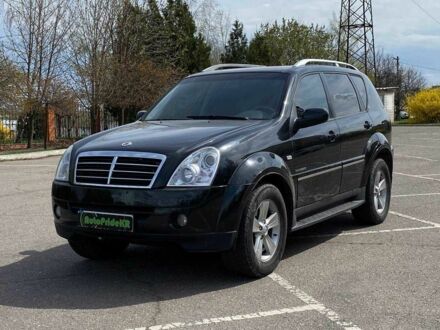 Чорний Cанг Йонг Rexton, об'ємом двигуна 0.27 л та пробігом 190 тис. км за 8650 $, фото 1 на Automoto.ua