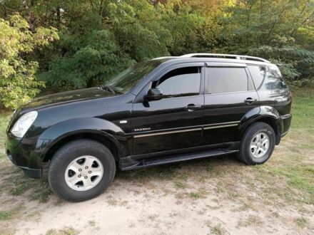Чорний Cанг Йонг Rexton, об'ємом двигуна 2.7 л та пробігом 190 тис. км за 11527 $, фото 1 на Automoto.ua