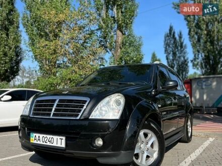 Черный Cанг Йонг Рекстон, объемом двигателя 2.7 л и пробегом 190 тыс. км за 8350 $, фото 1 на Automoto.ua