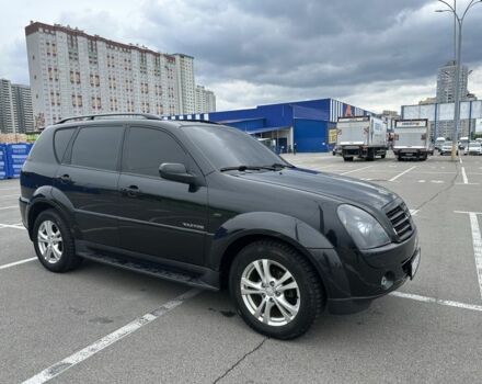 Чорний Cанг Йонг Rexton, об'ємом двигуна 2.7 л та пробігом 247 тис. км за 11000 $, фото 1 на Automoto.ua