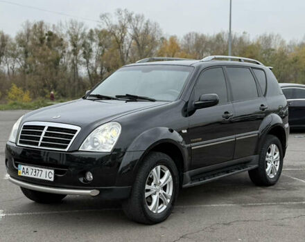 Чорний Cанг Йонг Rexton, об'ємом двигуна 2.7 л та пробігом 219 тис. км за 10800 $, фото 1 на Automoto.ua