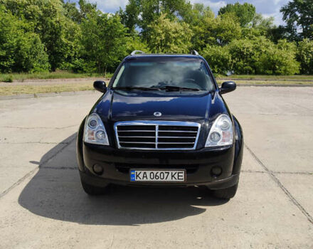 Чорний Cанг Йонг Rexton, об'ємом двигуна 2.7 л та пробігом 178 тис. км за 12200 $, фото 1 на Automoto.ua