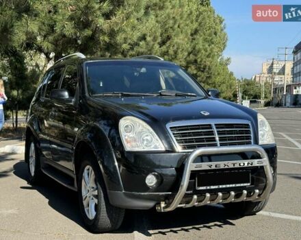 Чорний Cанг Йонг Rexton, об'ємом двигуна 2.7 л та пробігом 221 тис. км за 10399 $, фото 1 на Automoto.ua