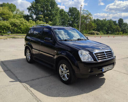 Чорний Cанг Йонг Rexton, об'ємом двигуна 2.7 л та пробігом 178 тис. км за 11900 $, фото 1 на Automoto.ua