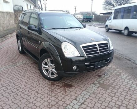 Черный Cанг Йонг Рекстон, объемом двигателя 0 л и пробегом 200 тыс. км за 5800 $, фото 1 на Automoto.ua