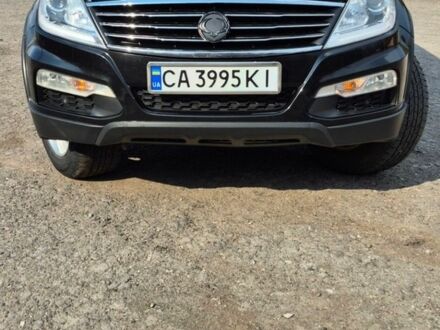 Чорний Cанг Йонг Rexton, об'ємом двигуна 2.7 л та пробігом 260 тис. км за 10700 $, фото 1 на Automoto.ua
