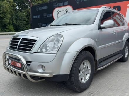 Чорний Cанг Йонг Rexton, об'ємом двигуна 2.7 л та пробігом 71 тис. км за 12700 $, фото 1 на Automoto.ua