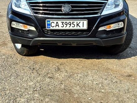 Чорний Cанг Йонг Rexton, об'ємом двигуна 2.7 л та пробігом 260 тис. км за 11000 $, фото 1 на Automoto.ua