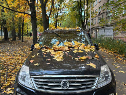 Черный Cанг Йонг Рекстон, объемом двигателя 2.7 л и пробегом 111 тыс. км за 12500 $, фото 1 на Automoto.ua