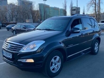 Чорний Cанг Йонг Rexton, об'ємом двигуна 2 л та пробігом 263 тис. км за 9850 $, фото 1 на Automoto.ua