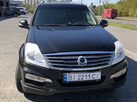 Чорний Cанг Йонг Rexton, об'ємом двигуна 2.7 л та пробігом 213 тис. км за 10000 $, фото 1 на Automoto.ua