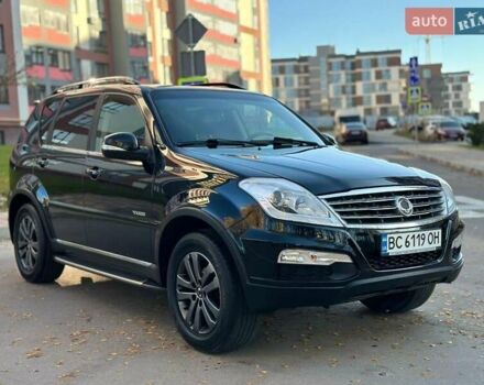 Чорний Cанг Йонг Rexton, об'ємом двигуна 2 л та пробігом 259 тис. км за 12999 $, фото 1 на Automoto.ua
