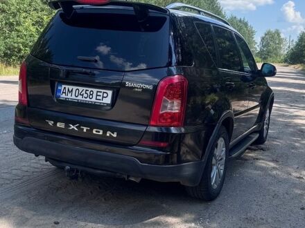 Чорний Cанг Йонг Rexton, об'ємом двигуна 2.7 л та пробігом 260 тис. км за 10900 $, фото 1 на Automoto.ua