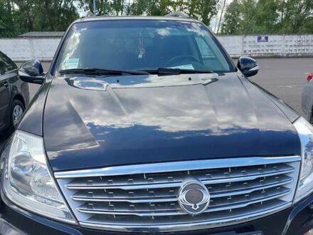 Чорний Cанг Йонг Rexton, об'ємом двигуна 2.7 л та пробігом 131 тис. км за 12100 $, фото 1 на Automoto.ua