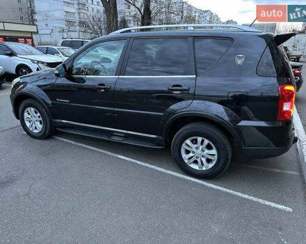 Чорний Cанг Йонг Rexton, об'ємом двигуна 2 л та пробігом 96 тис. км за 14500 $, фото 1 на Automoto.ua