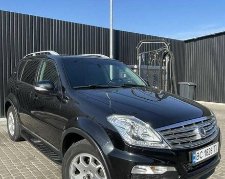Чорний Cанг Йонг Rexton, об'ємом двигуна 2 л та пробігом 107 тис. км за 14800 $, фото 1 на Automoto.ua