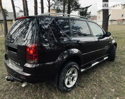 Фіолетовий Cанг Йонг Rexton, об'ємом двигуна 2.7 л та пробігом 290 тис. км за 7300 $, фото 3 на Automoto.ua