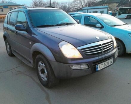 Фіолетовий Cанг Йонг Rexton, об'ємом двигуна 2.7 л та пробігом 251 тис. км за 6600 $, фото 4 на Automoto.ua