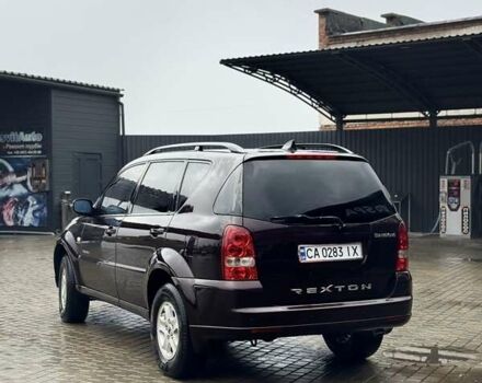 Фиолетовый Cанг Йонг Рекстон, объемом двигателя 2.7 л и пробегом 264 тыс. км за 8500 $, фото 6 на Automoto.ua