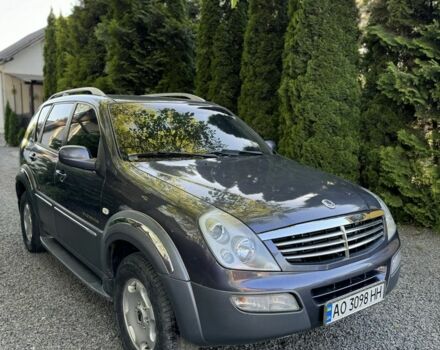 Фіолетовий Cанг Йонг Rexton, об'ємом двигуна 0.27 л та пробігом 120 тис. км за 7800 $, фото 1 на Automoto.ua