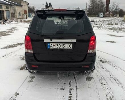 Коричневый Cанг Йонг Рекстон, объемом двигателя 2.8 л и пробегом 330 тыс. км за 4999 $, фото 2 на Automoto.ua