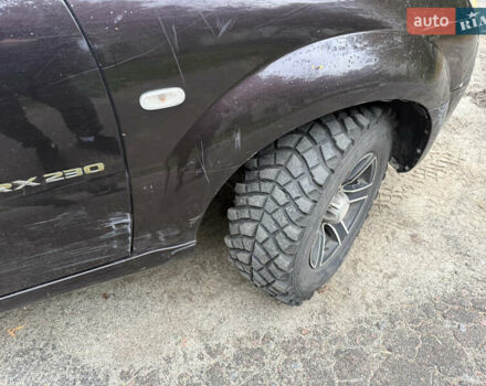 Коричневий Cанг Йонг Rexton, об'ємом двигуна 2.3 л та пробігом 203 тис. км за 4500 $, фото 5 на Automoto.ua