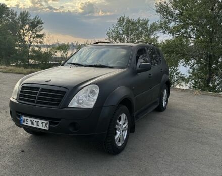 Коричневий Cанг Йонг Rexton, об'ємом двигуна 2.7 л та пробігом 195 тис. км за 3800 $, фото 4 на Automoto.ua