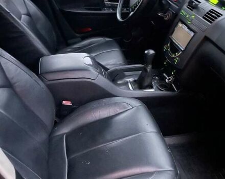 Коричневый Cанг Йонг Рекстон, объемом двигателя 2.7 л и пробегом 300 тыс. км за 6500 $, фото 3 на Automoto.ua