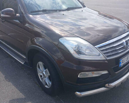 Коричневий Cанг Йонг Rexton, об'ємом двигуна 2.7 л та пробігом 239 тис. км за 15107 $, фото 1 на Automoto.ua
