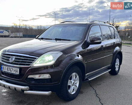 Коричневый Cанг Йонг Рекстон, объемом двигателя 2.7 л и пробегом 242 тыс. км за 11800 $, фото 4 на Automoto.ua