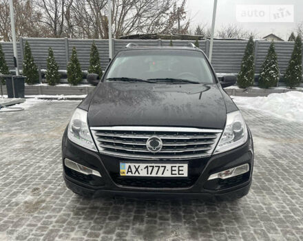 Коричневий Cанг Йонг Rexton, об'ємом двигуна 2.7 л та пробігом 225 тис. км за 10500 $, фото 1 на Automoto.ua