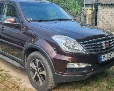 Коричневий Cанг Йонг Rexton, об'ємом двигуна 2 л та пробігом 160 тис. км за 14500 $, фото 5 на Automoto.ua