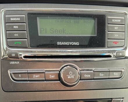 Коричневий Cанг Йонг Rexton, об'ємом двигуна 2 л та пробігом 87 тис. км за 14650 $, фото 15 на Automoto.ua