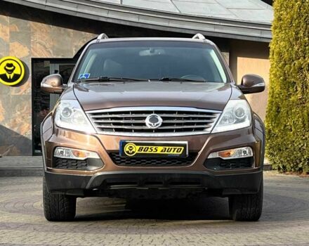 Коричневий Cанг Йонг Rexton, об'ємом двигуна 2 л та пробігом 87 тис. км за 14650 $, фото 1 на Automoto.ua