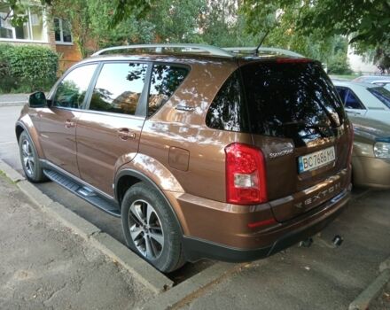 Коричневый Cанг Йонг Рекстон, объемом двигателя 2 л и пробегом 87 тыс. км за 14300 $, фото 1 на Automoto.ua