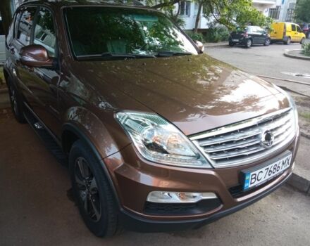 Коричневый Cанг Йонг Рекстон, объемом двигателя 2 л и пробегом 87 тыс. км за 14300 $, фото 3 на Automoto.ua