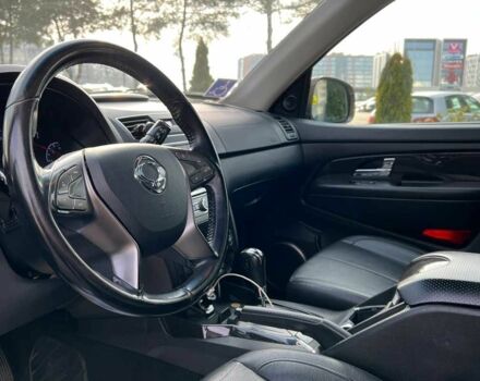 Коричневий Cанг Йонг Rexton, об'ємом двигуна 2 л та пробігом 87 тис. км за 14650 $, фото 9 на Automoto.ua