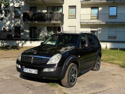 Коричневый Cанг Йонг Рекстон, объемом двигателя 2.7 л и пробегом 268 тыс. км за 3200 $, фото 1 на Automoto.ua